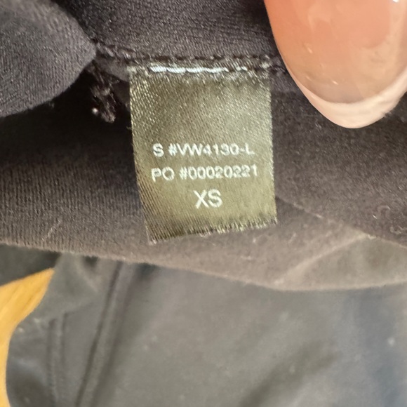 Vuori High-Rise All The Feels Leggings - Picture 3 of 4